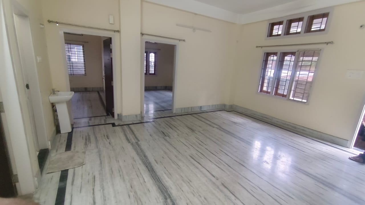 Unfurnished 2bhk in Punjabari for Rent